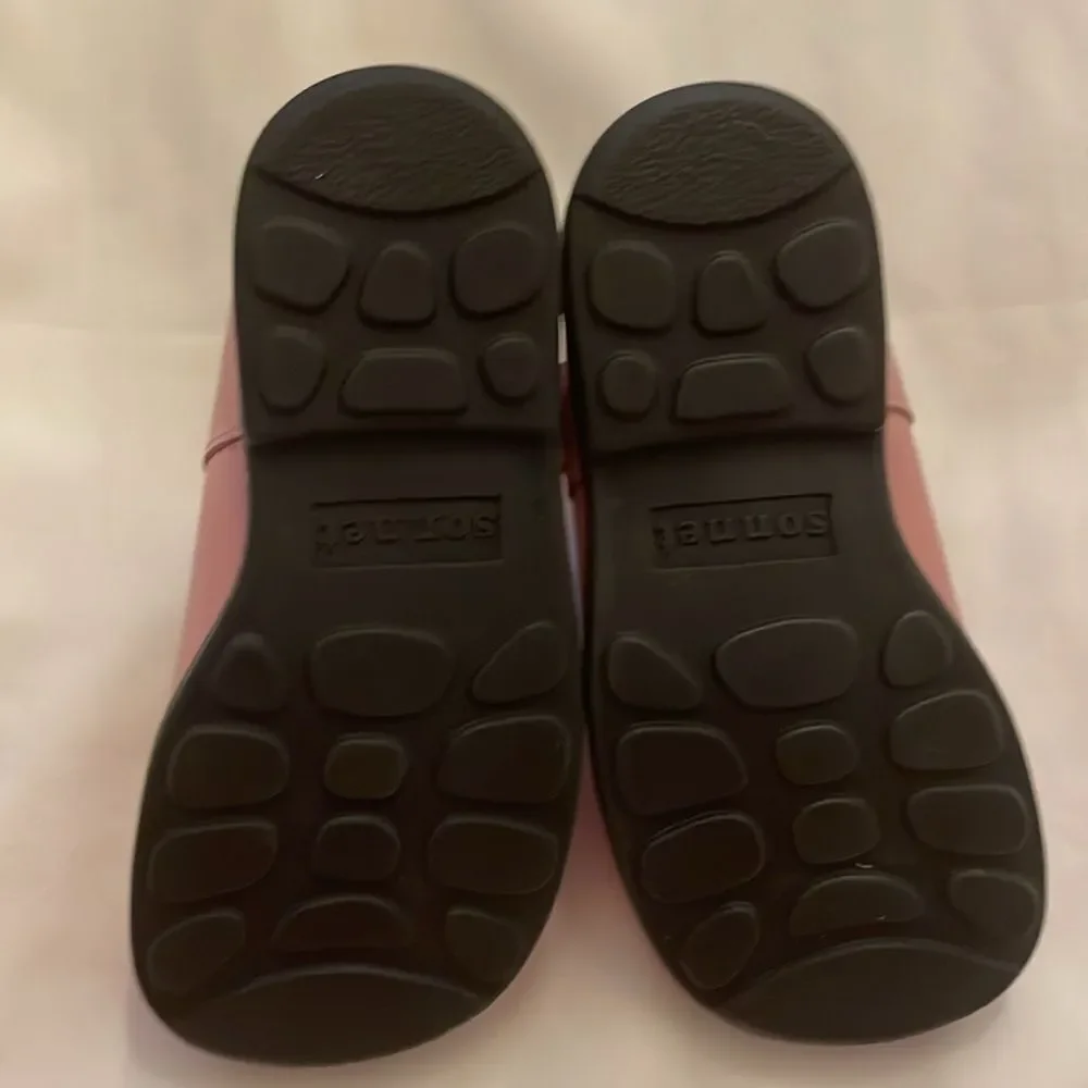 SONNET PINK LEATHER MARY JANE SHOES.   NEW IN BOX